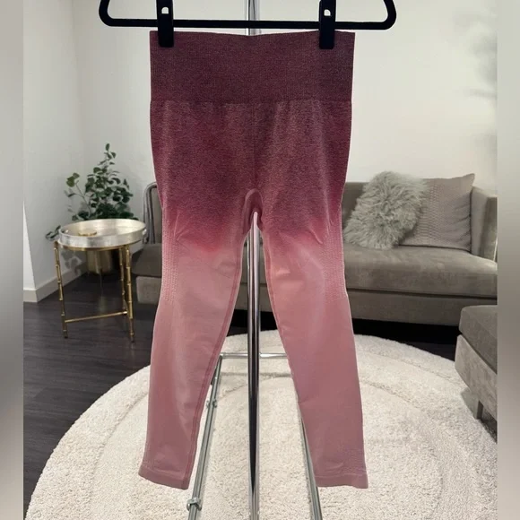 Pink Workout leggings size medium and large NWT - Picture 4 of 11